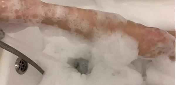  Bubble bath